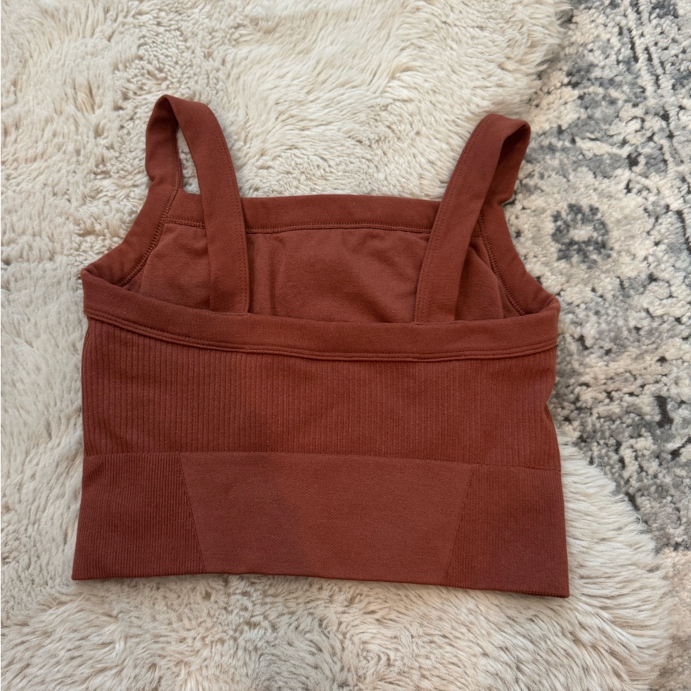 YPB contour crop tank - Picture 2 of 4